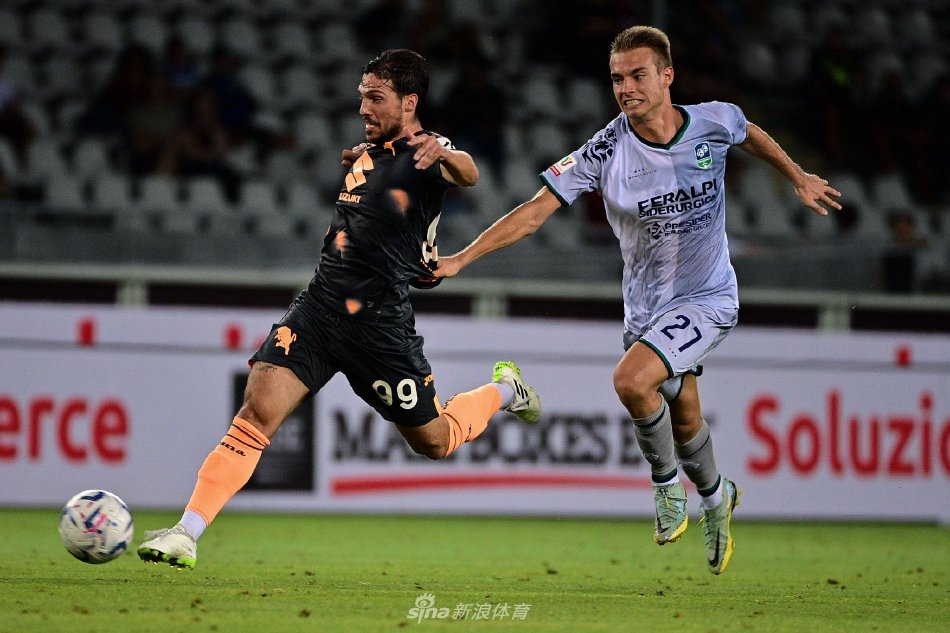 通过生动的 通过生动的